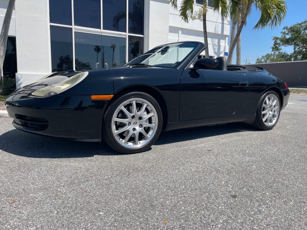 2001 Porsche 911 Carrera photo
