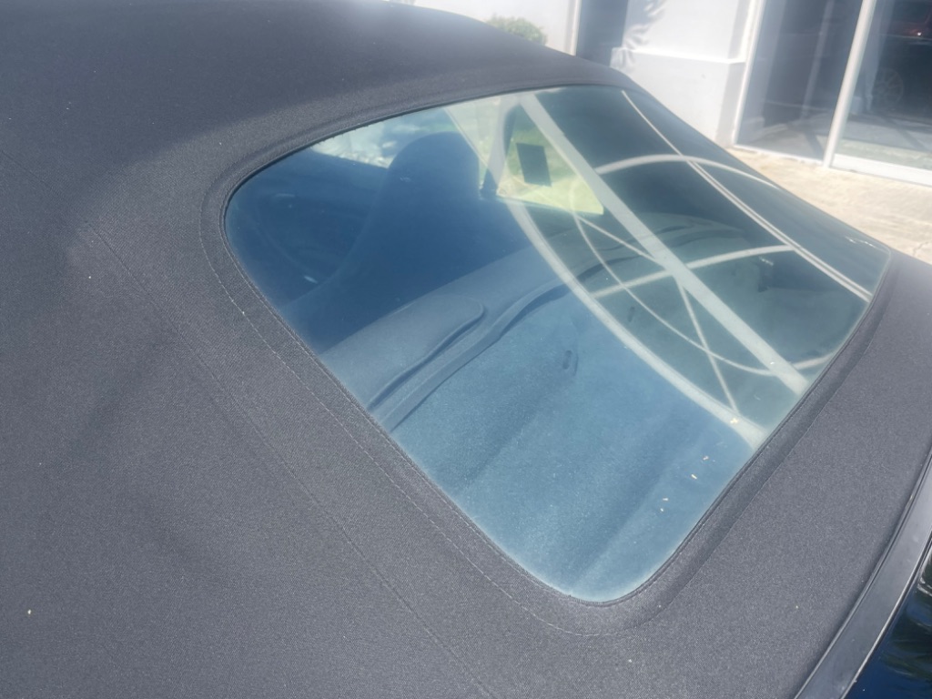 2001 Porsche 911 Carrera photo