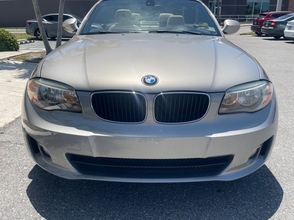 2013 BMW Legend 128i photo