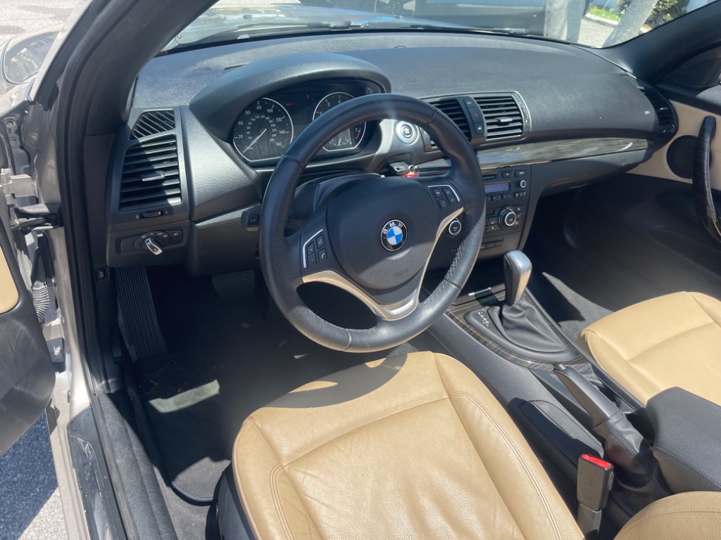2013 BMW Legend 128i photo