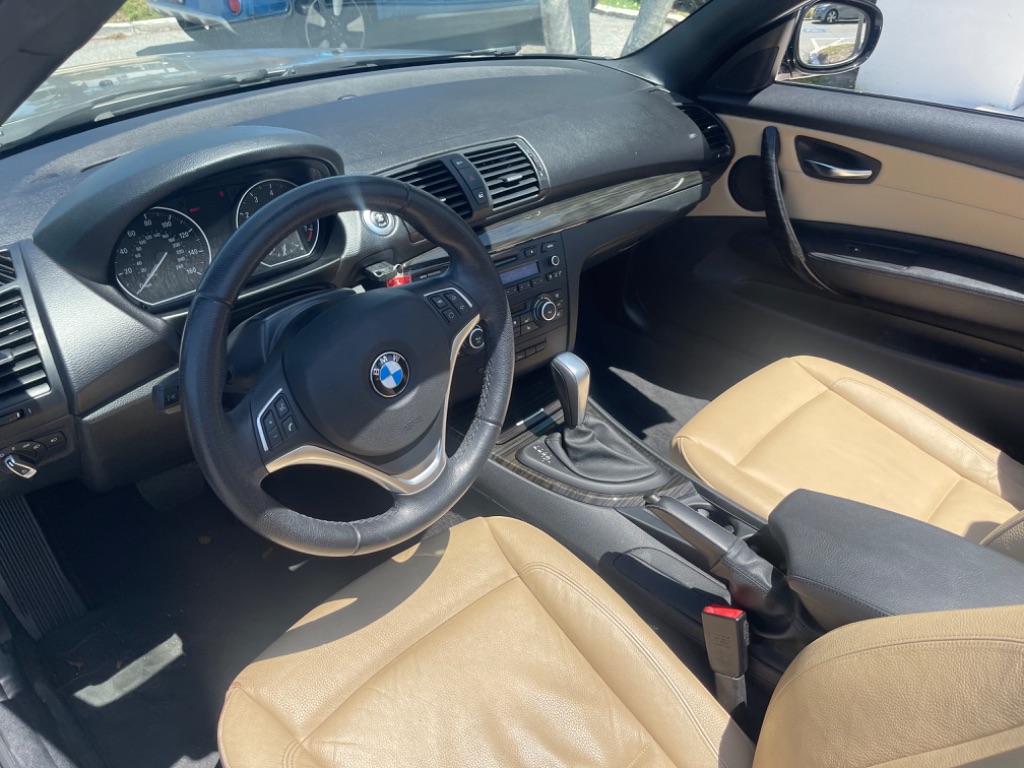 2013 BMW Legend 128i photo