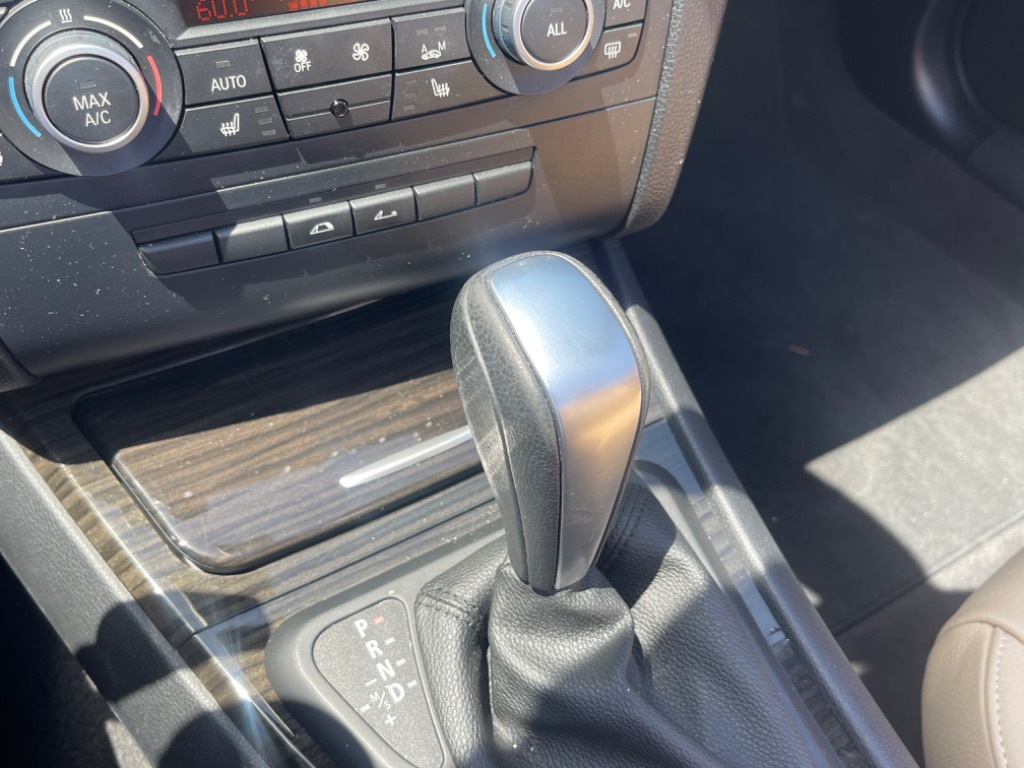 2013 BMW Legend 128i photo