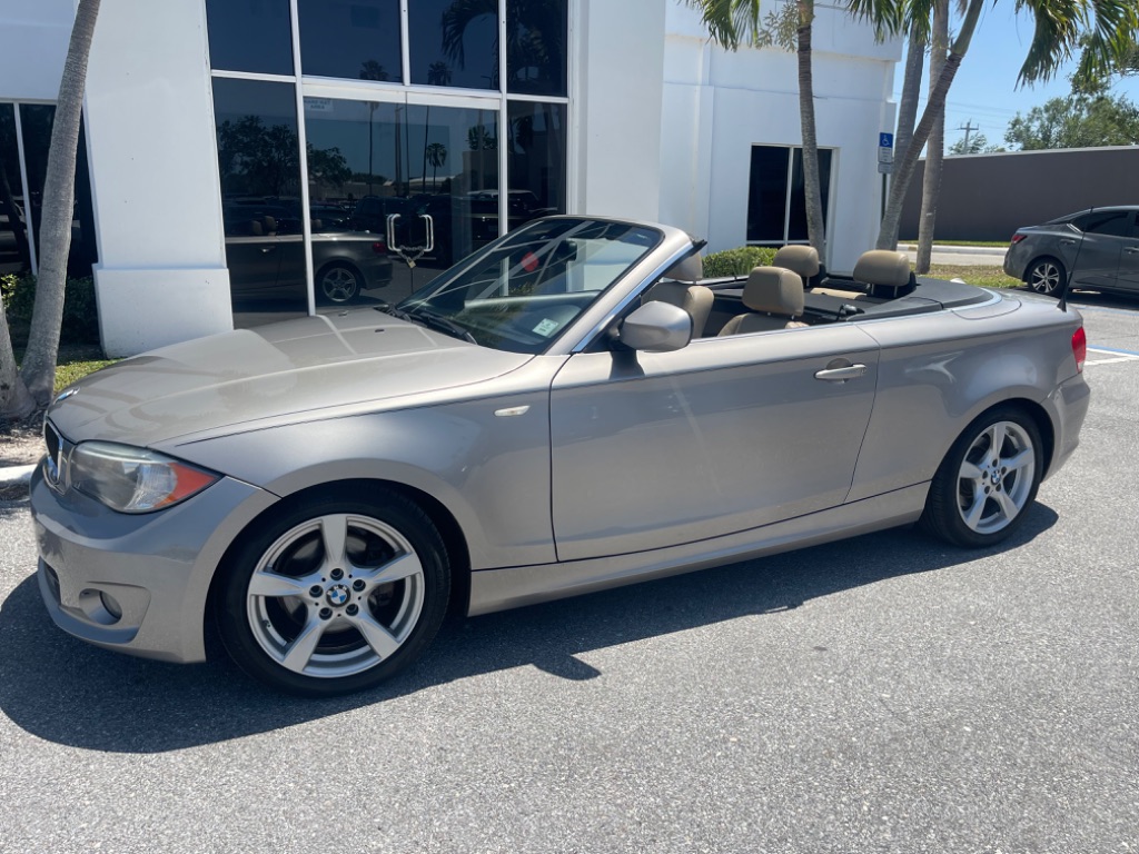 2013 BMW Legend 128i photo