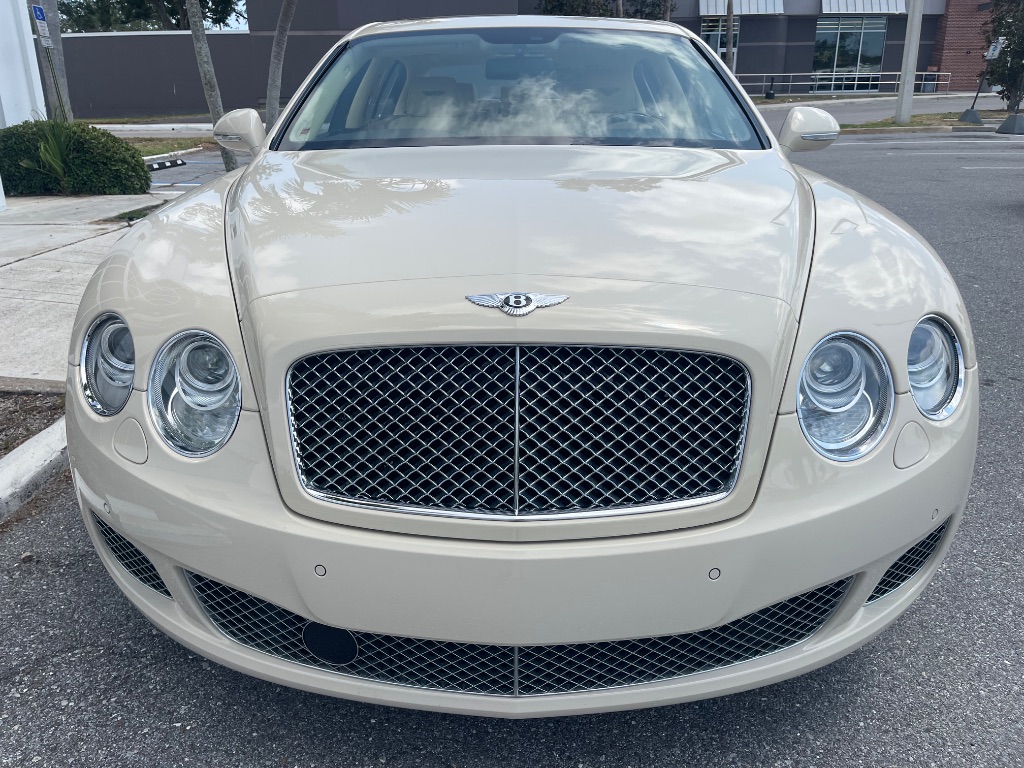 2011 Bentley MDX photo