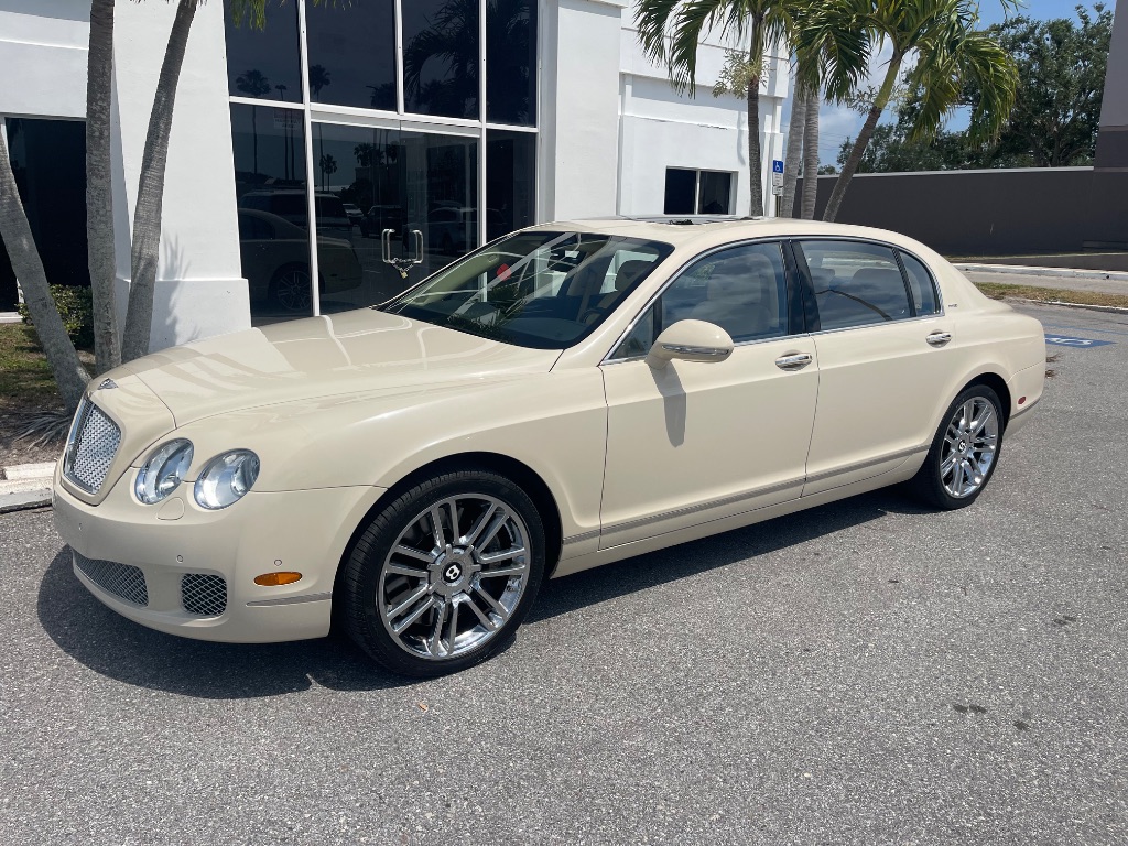 2011 Bentley MDX photo