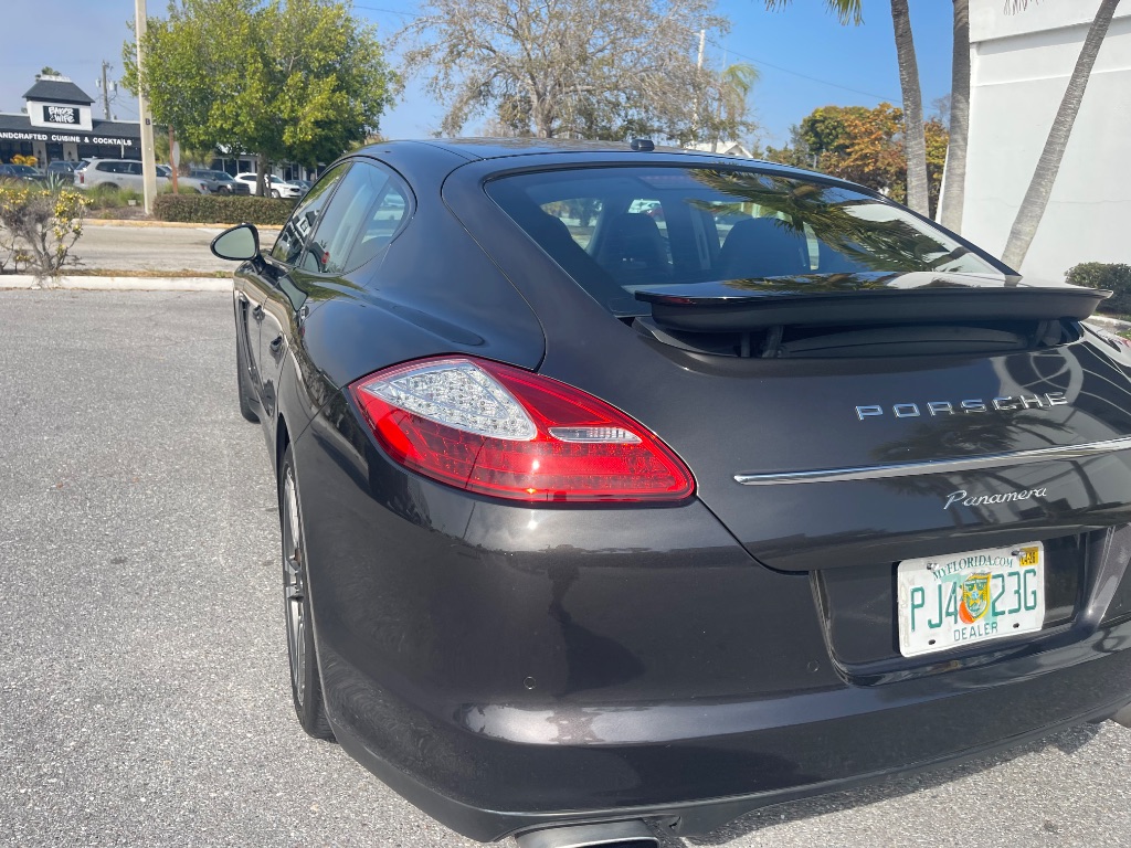 2011 Porsche Panamera - $15,988