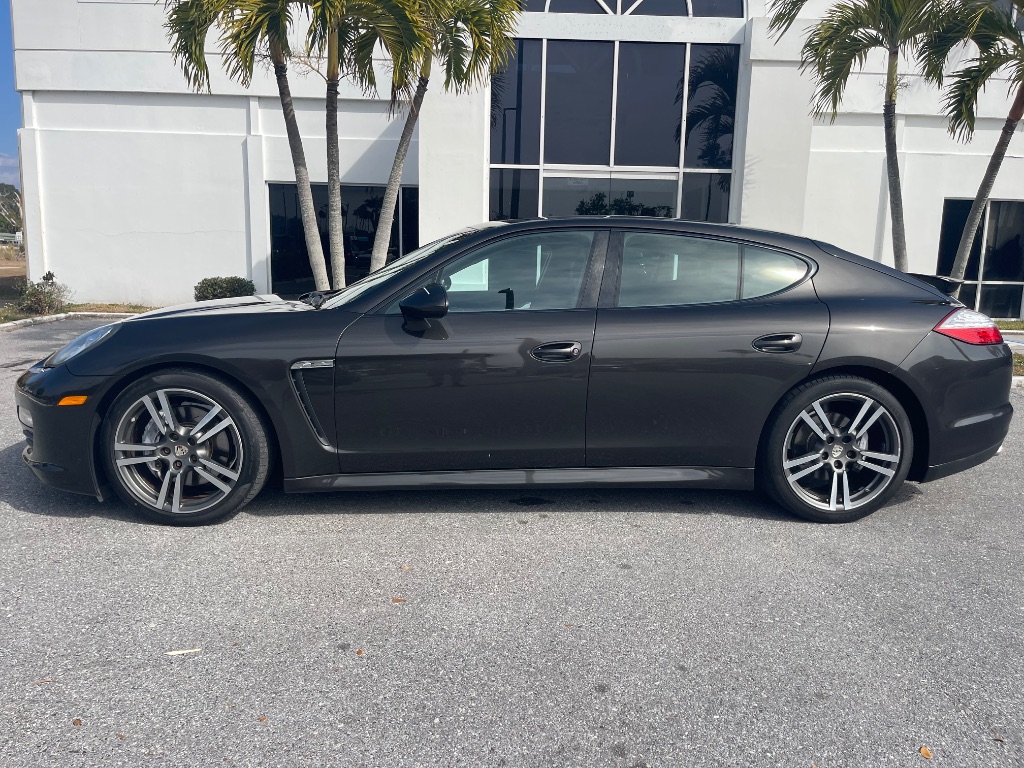 2011 Porsche Panamera - $15,988