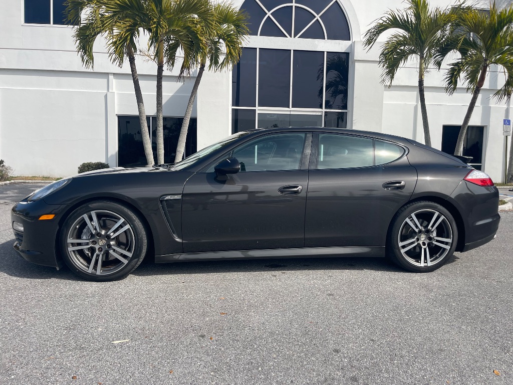 2011 Porsche Panamera - $15,988