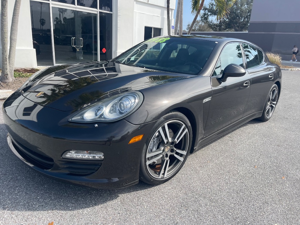 2011 Porsche Panamera - $15,988