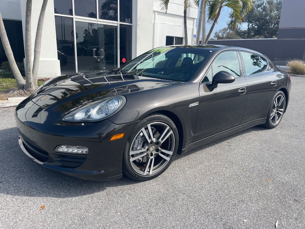 2011 Porsche Panamera - $15,988