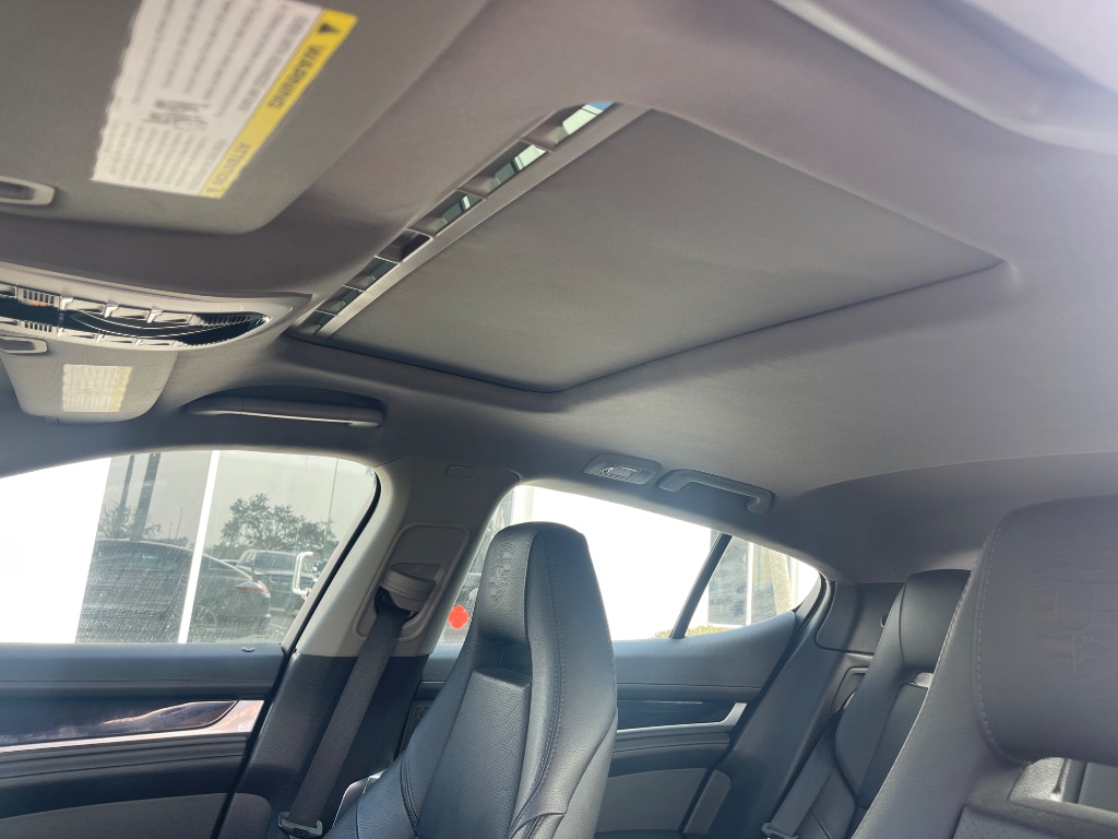 2011 Porsche Panamera - $15,988