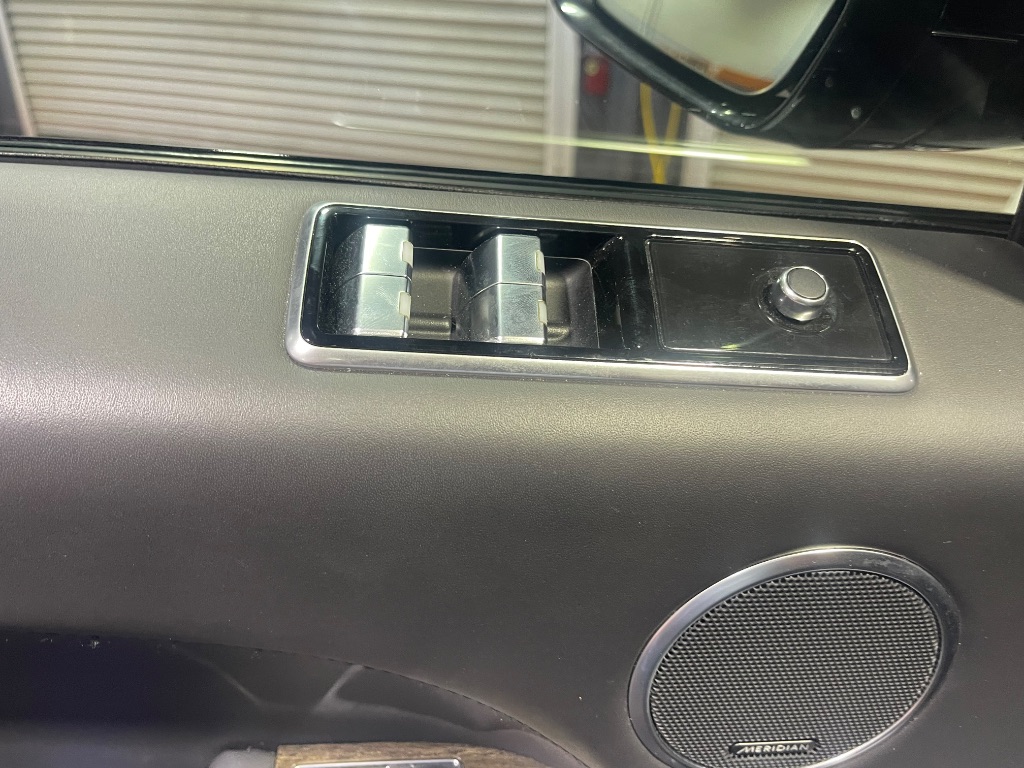 2019 Land Rover Range Rover Sport - $28,990
