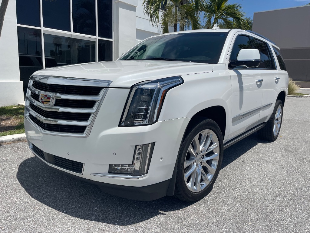 2019 Cadillac Escalade - $30,781