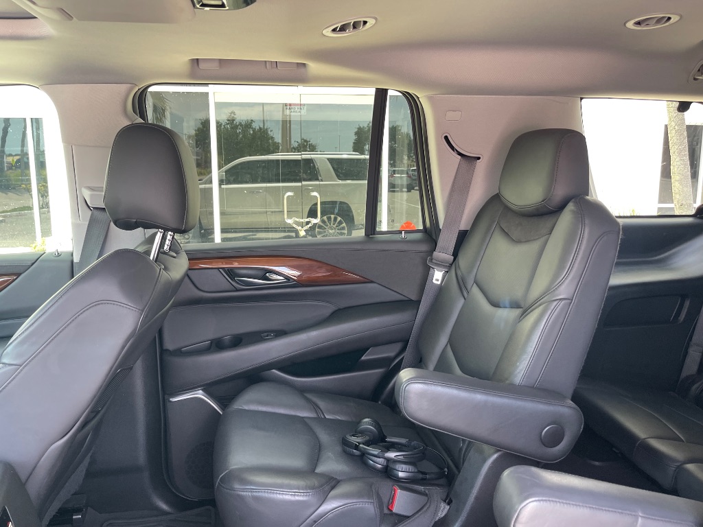 2019 Cadillac Escalade - $30,781