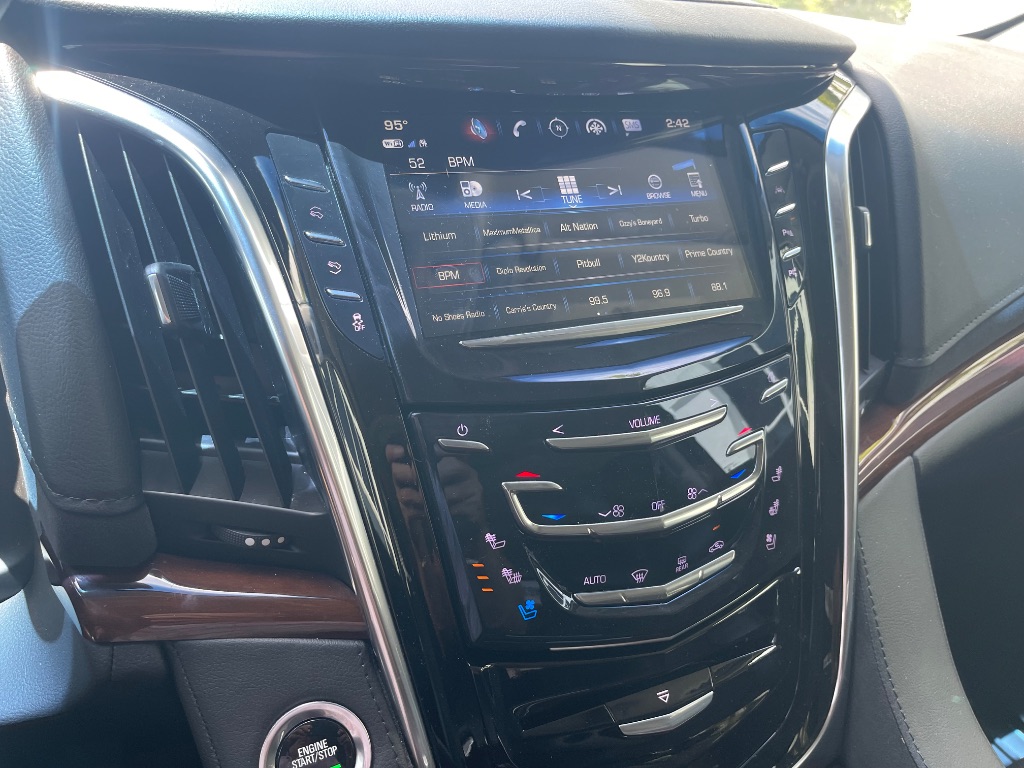 2019 Cadillac Escalade - $30,781