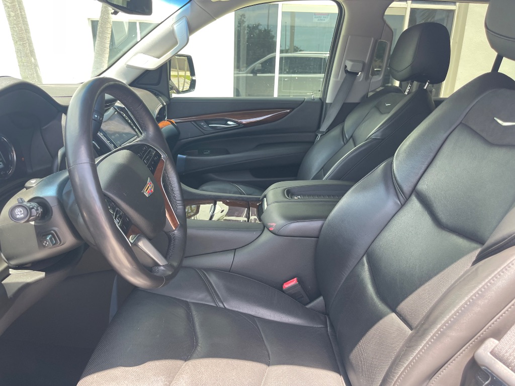 2019 Cadillac Escalade - $30,781