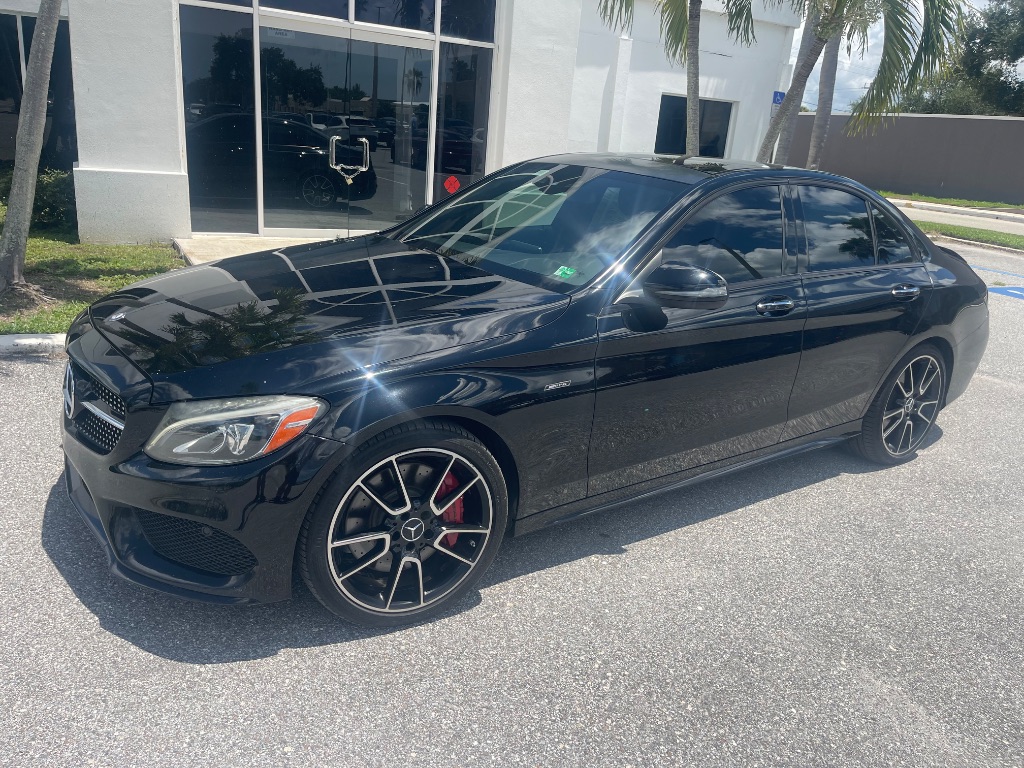 2016 Mercedes-Benz C-Class - $12,440