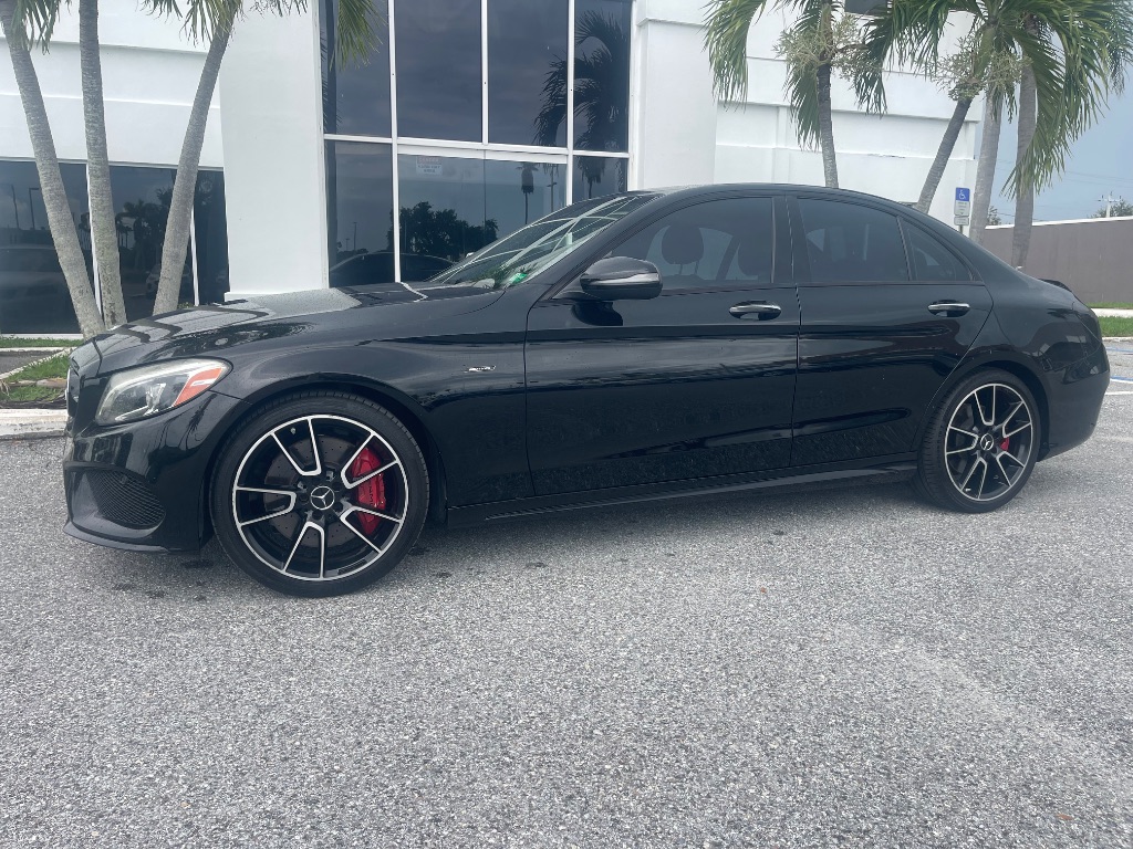 2016 Mercedes-Benz C-Class - $12,440