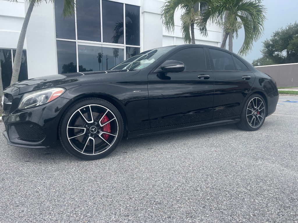 2016 Mercedes-Benz C-Class - $12,440
