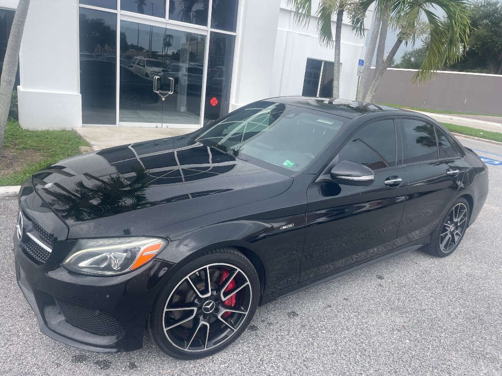 2016 Mercedes-Benz C-Class - $12,440