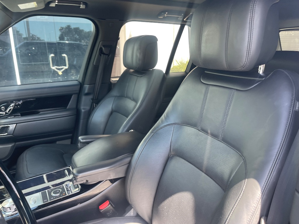 2019 Land Rover Range Rover - $31,880