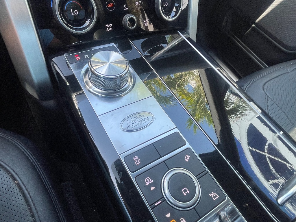 2019 Land Rover Range Rover - $31,880