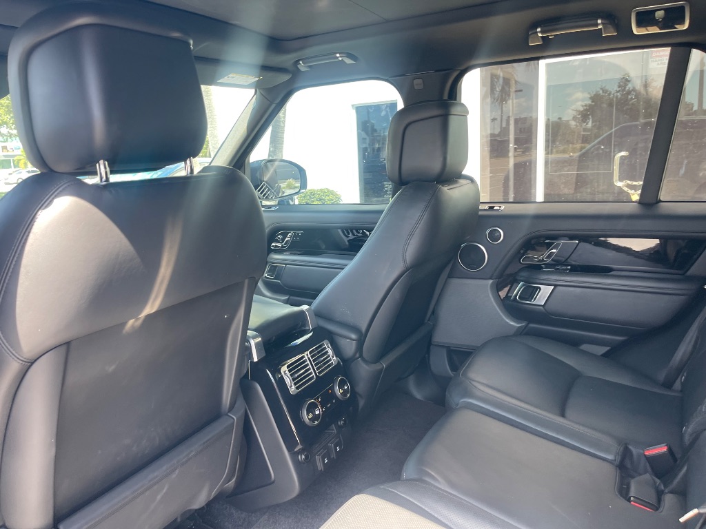 2019 Land Rover Range Rover - $31,880