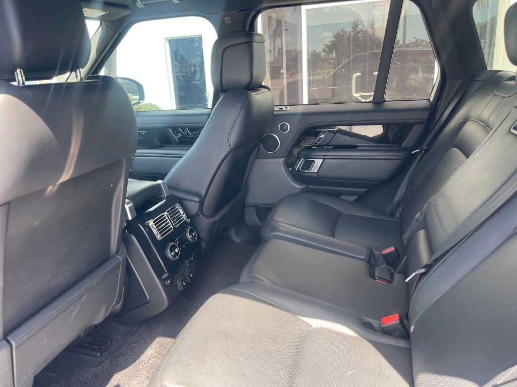 2019 Land Rover Range Rover - $31,880