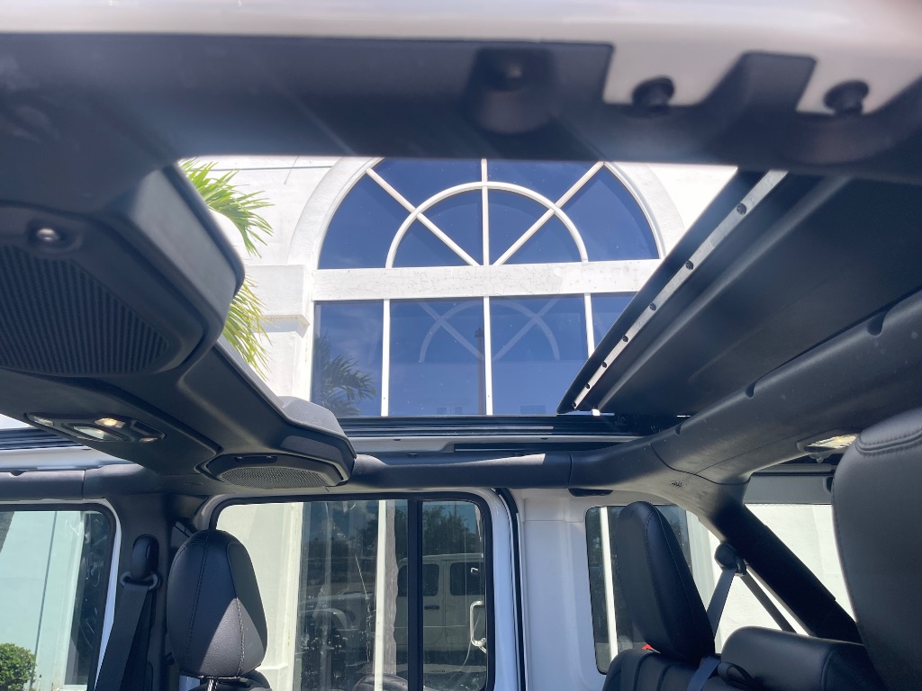 2022 Jeep Wrangler - $28,990