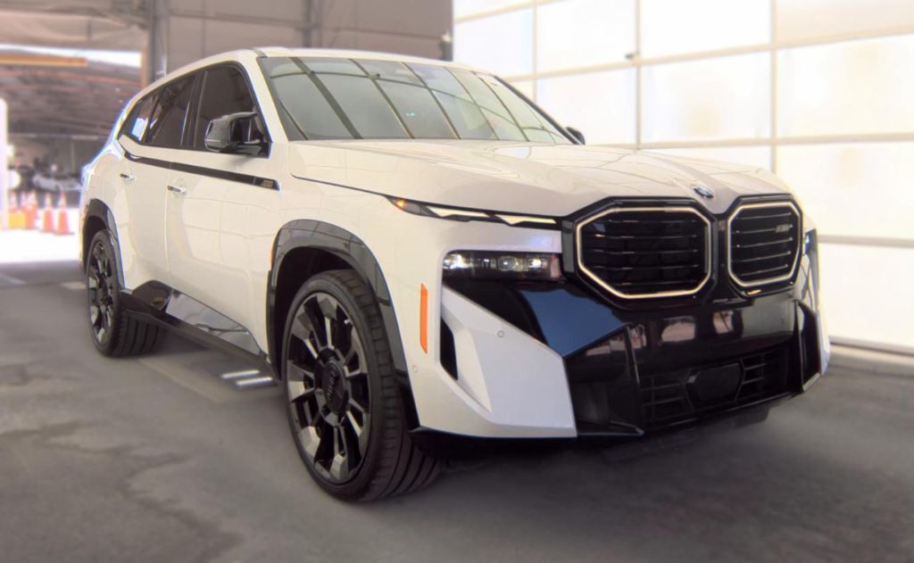 2023 BMW M