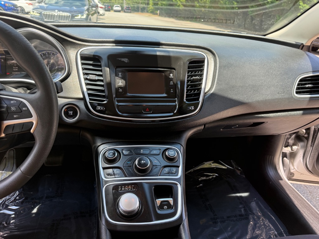 2015 Chrysler 200