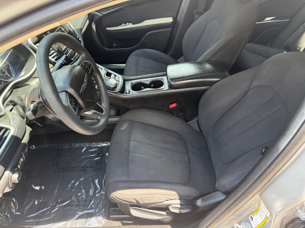 2015 Chrysler 200