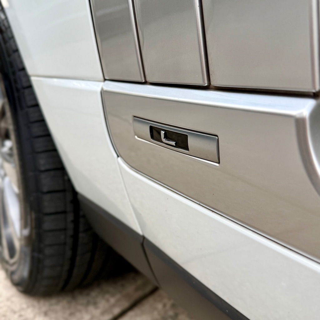 2017 Land Rover Range Rover - $49,000