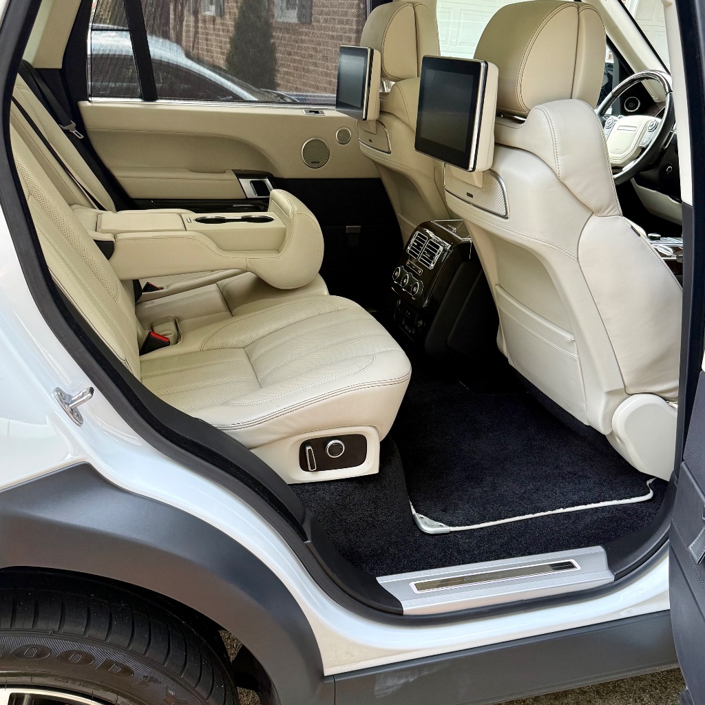 2017 Land Rover Range Rover - $49,000