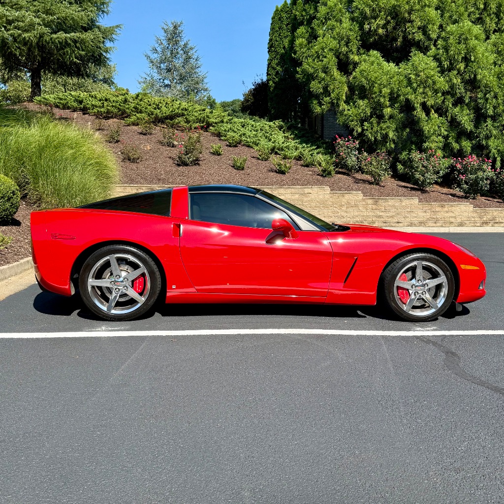 2008 Chevrolet Corvette - $27,000
