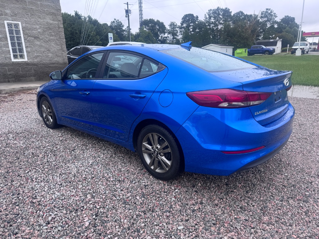 2017 Hyundai Elantra - $8,999