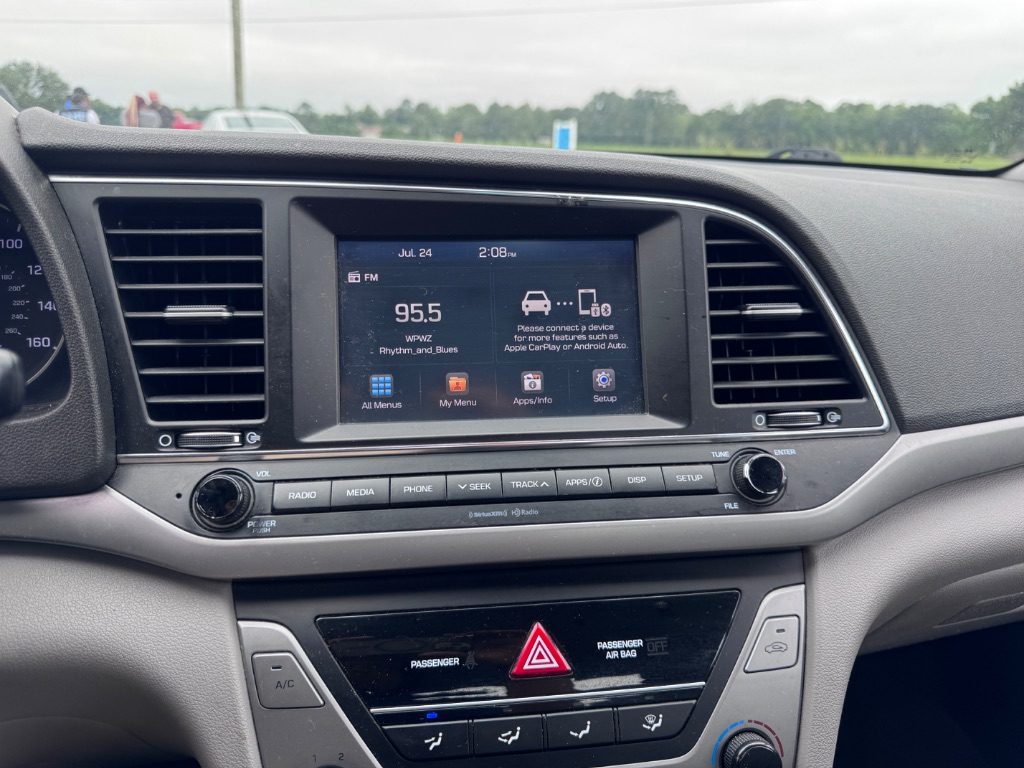 2017 Hyundai Elantra - $8,999