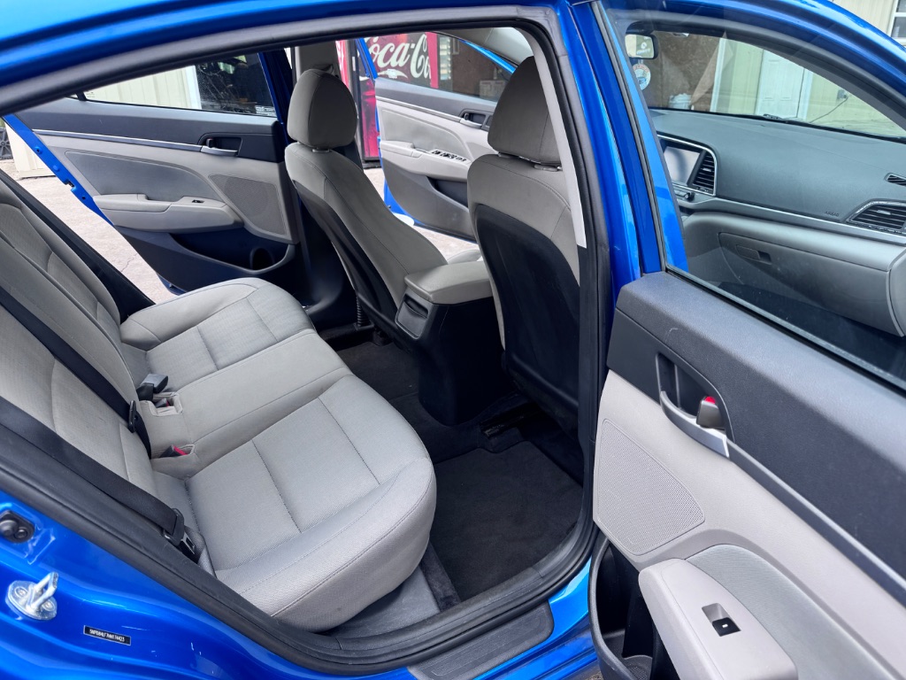 2017 Hyundai Elantra - $8,999