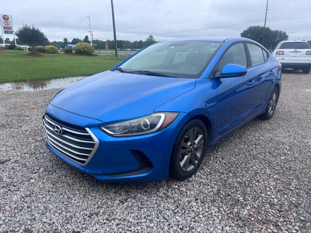 2017 Hyundai Elantra - $8,999