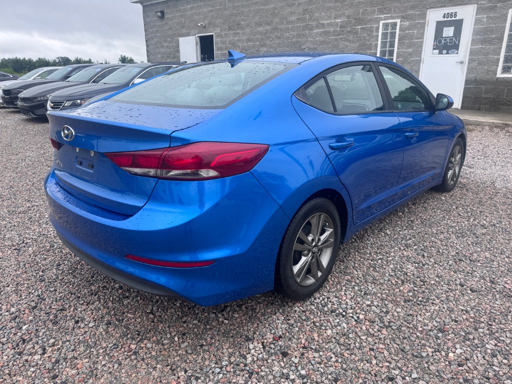2017 Hyundai Elantra - $8,999