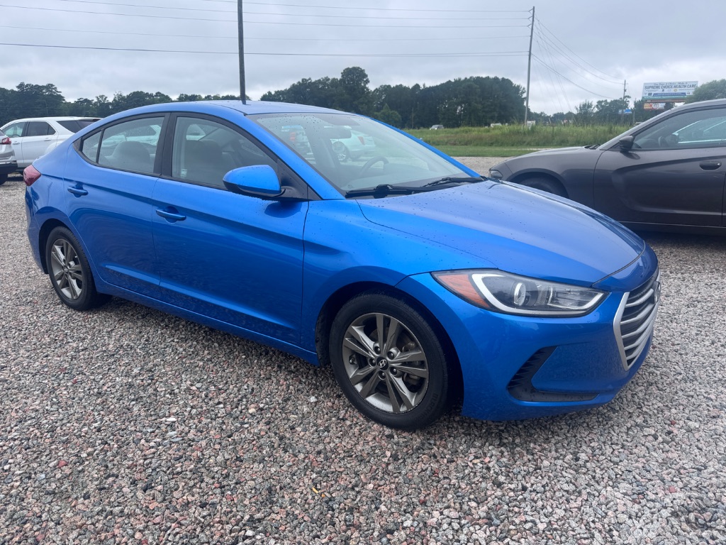2017 Hyundai Elantra - $8,999