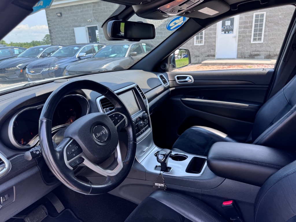 2015 Jeep Cherokee - $11,799