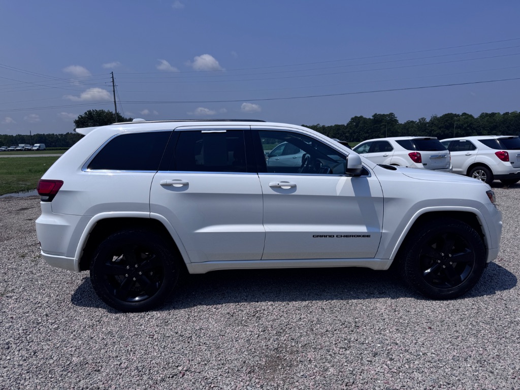 2015 Jeep Cherokee - $11,799