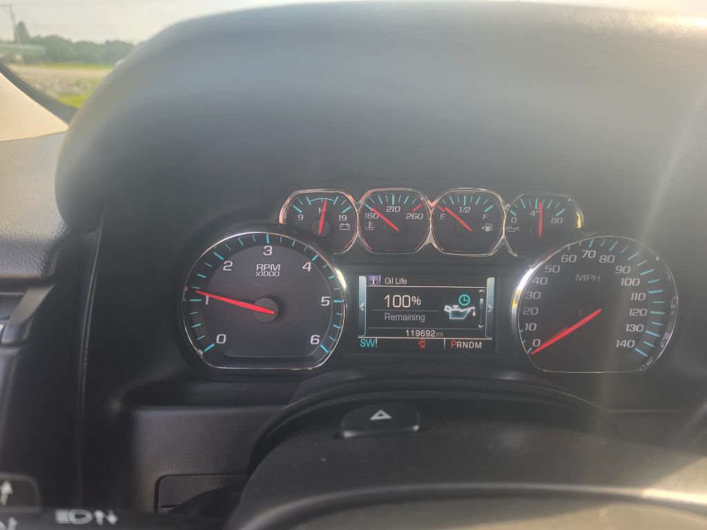 2016 Chevrolet Tahoe - $18,999