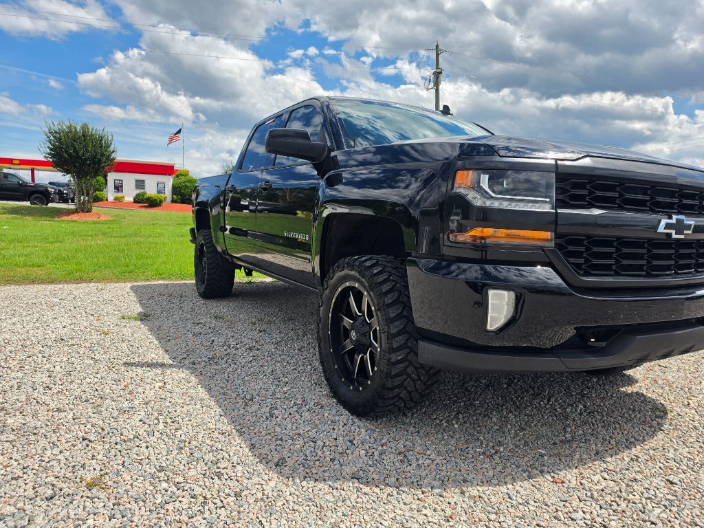 2017 Chevrolet Silverado - $24,999