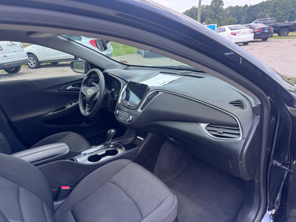 2019 Chevrolet Malibu - $12,999