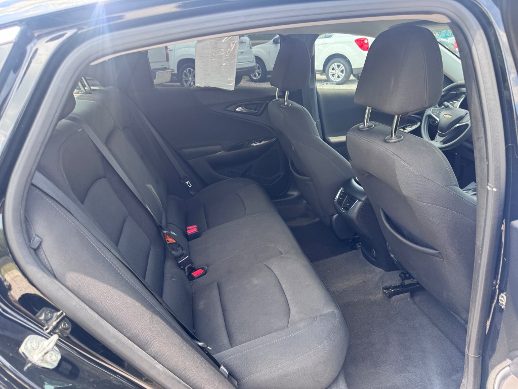 2019 Chevrolet Malibu - $12,999