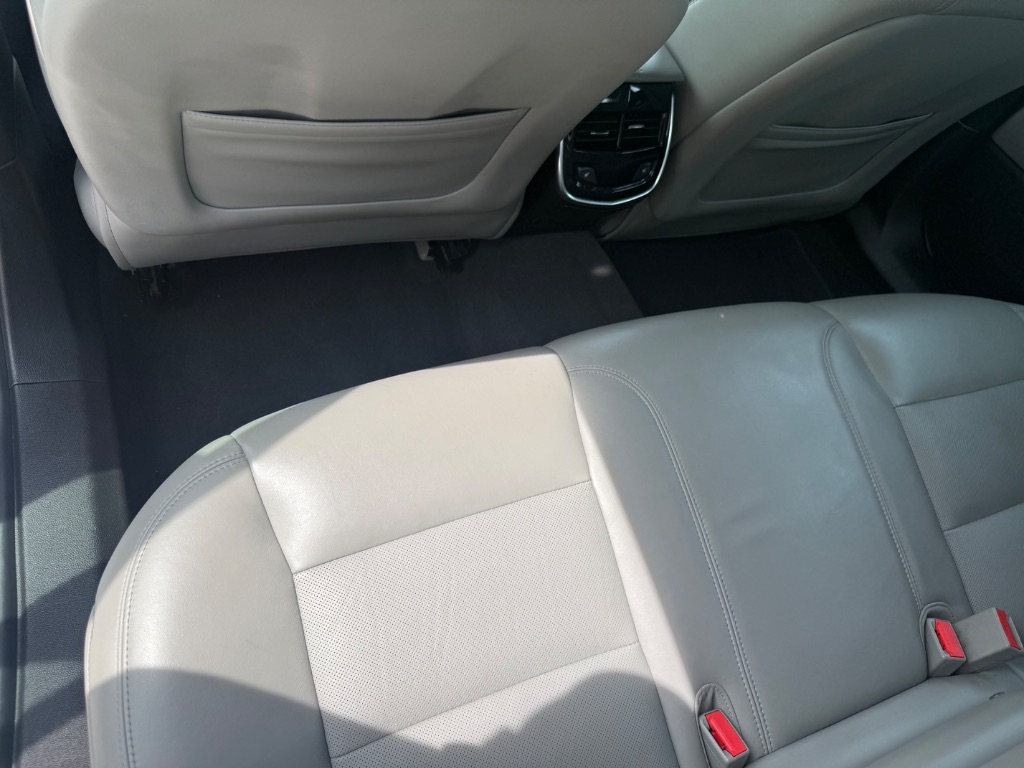 2013 Cadillac XTS - $7,999