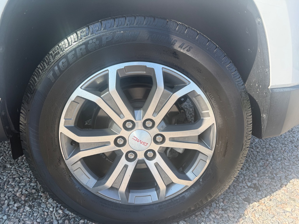 2016 GMC Acadia - $10,999
