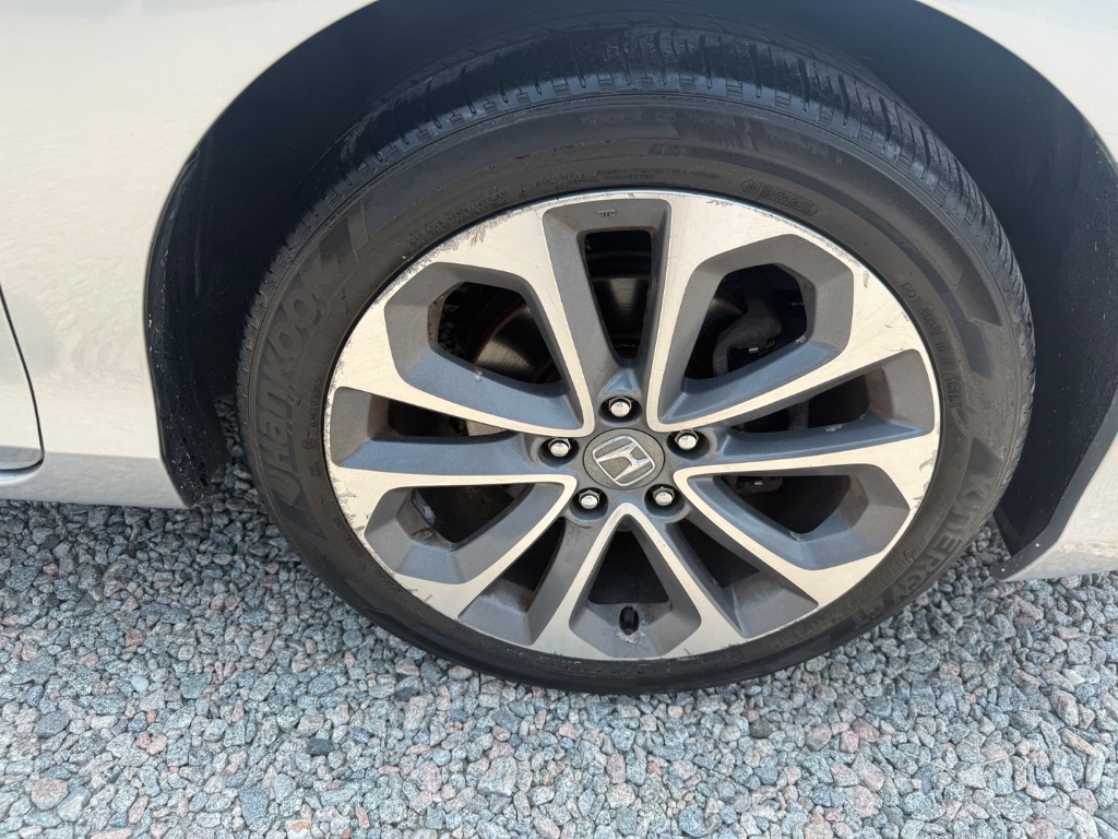 2014 Honda Accord - $12,999